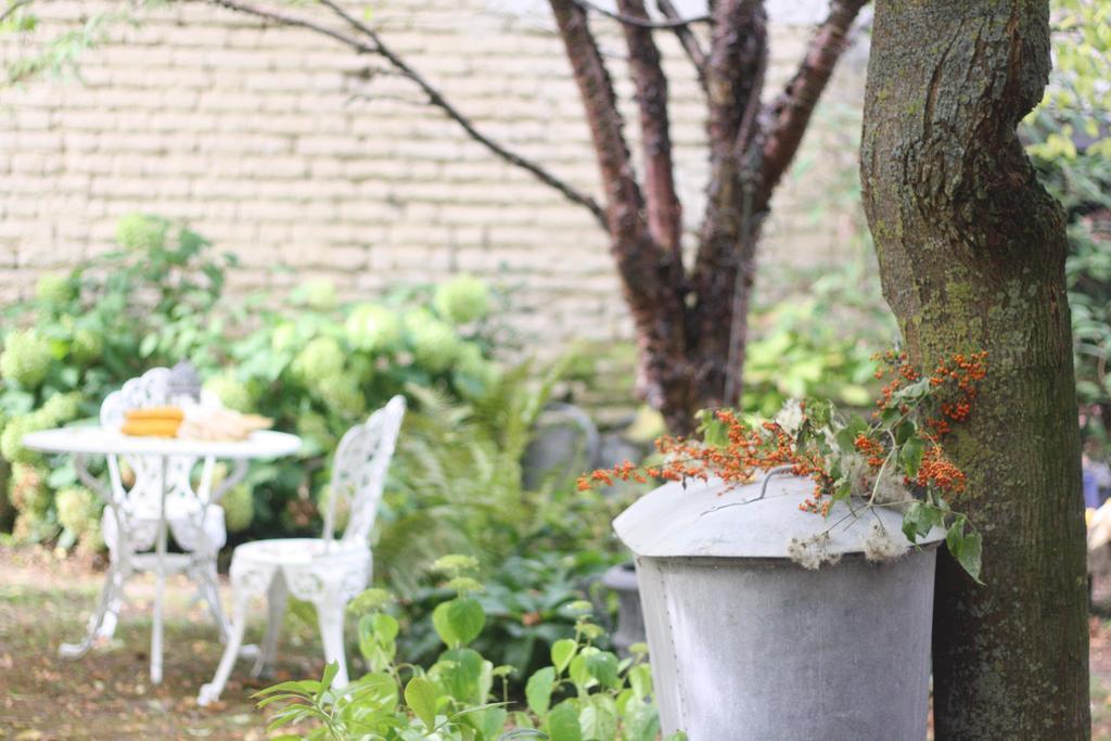 Bed and Breakfast Le Bonheur A La Campagne Lesmont Экстерьер фото